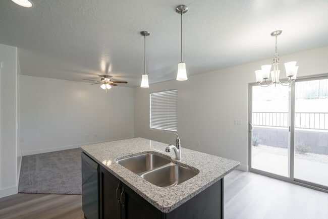 Building Photo - Modern 4-Bed Stand-Alone Home with Fenced Patio