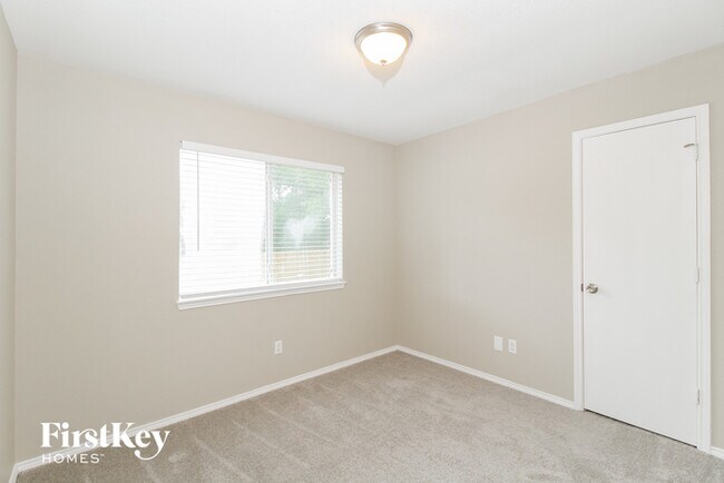 Building Photo - 6413 Riverwater Trail