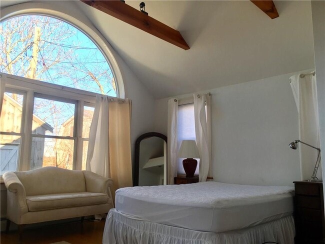 Building Photo - 20 Lawton Ave