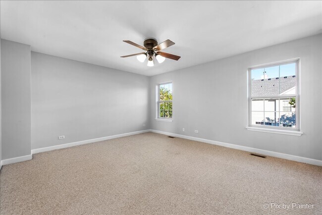 Building Photo - 1128 Bartholdi Ct
