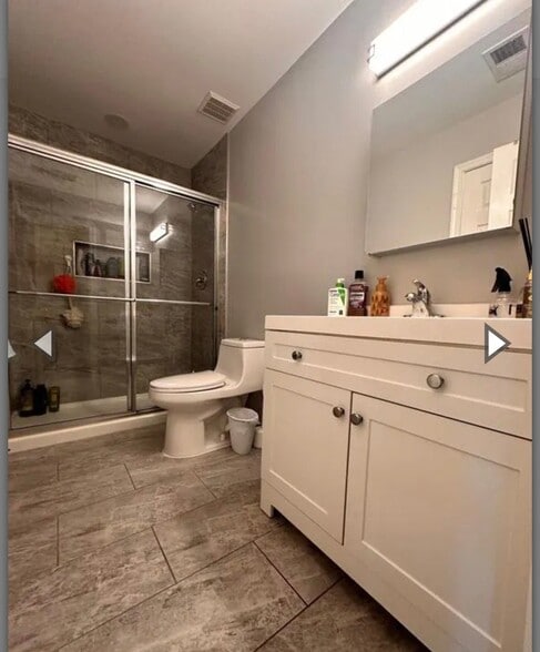 Building Photo - 3979 Troon Ct