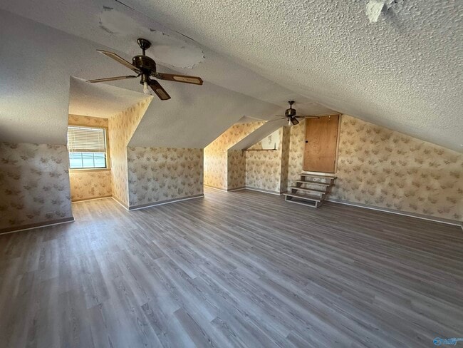 Building Photo - 2665 Dunlap Ave