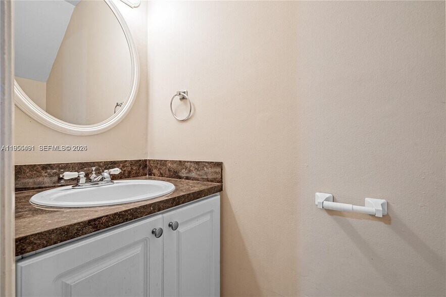 Building Photo - 1927 SW 107th Ave