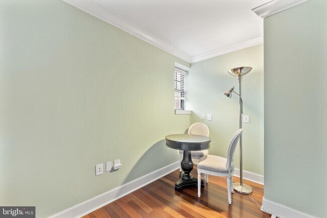 Building Photo - 1701 Locust St