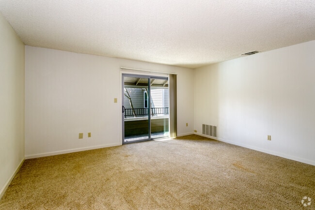 1BR, 1BA - 716SF - Clearwater Apartments