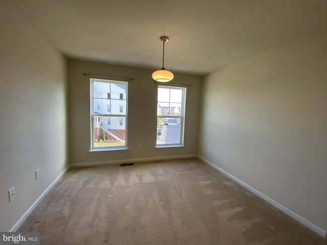 Building Photo - 6173 Margarita Way