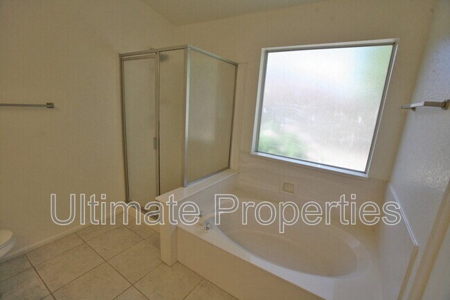 Building Photo - 7721 W Tonto Dr