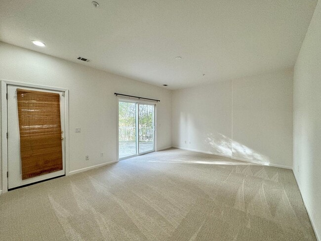 Building Photo - TENTATIVELY RENTED 3 Bedrooms, 2 1/2 Bathrooms, Serene Napa Setting