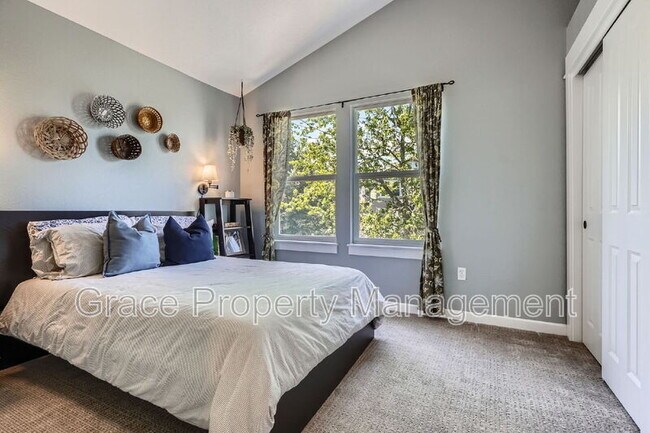 Building Photo - 16376 Flintlock Ct