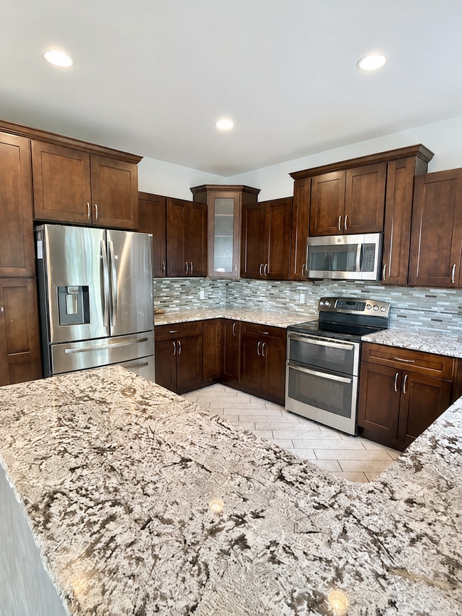 Building Photo - 4626 Bancroft Dr