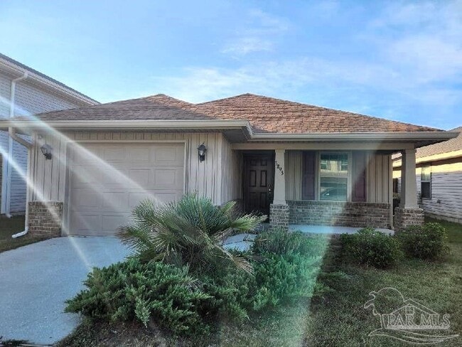 Primary Photo - 3893 Weatherstone Cir
