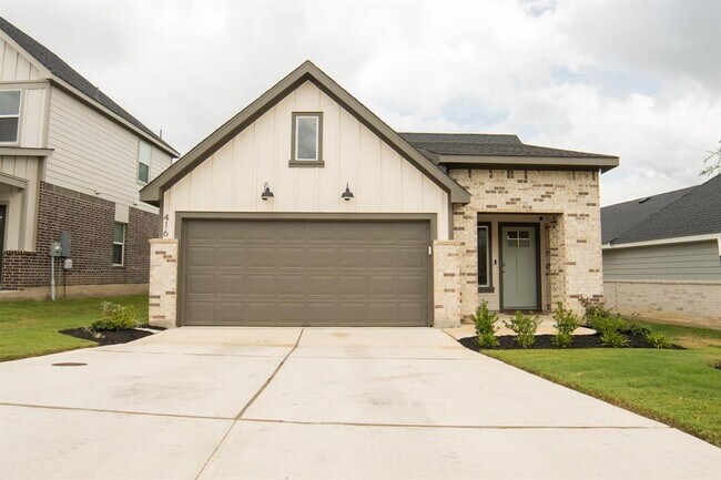 Primary Photo - 416 Lone Cedar Rd