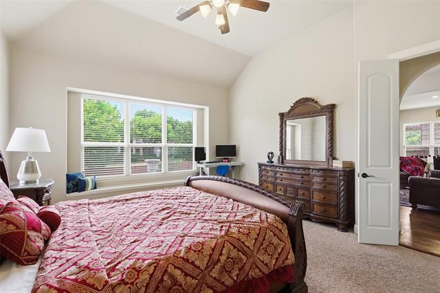 Building Photo - 2304 Lynbridge Cir