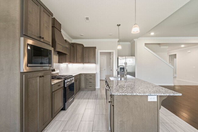 Building Photo - Like new 4BR Farmington home! LOADED with upgrades! Don't miss out!