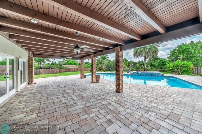 Building Photo - 4920 SW 170th Ave