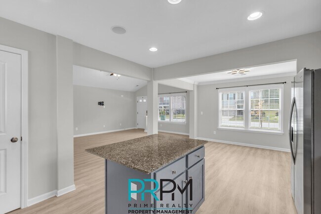 Building Photo - 109 Screech Dr