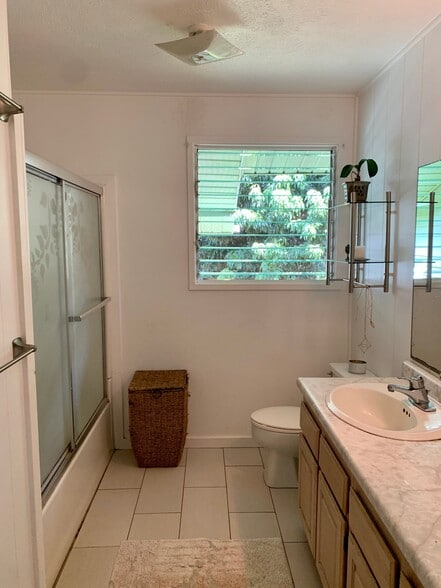 Building Photo - 705 Haiku Rd