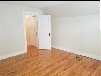 Primary Photo - 1060 Pleasant St