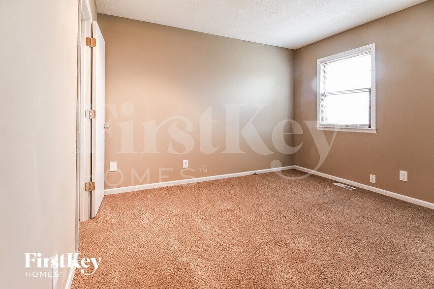 Building Photo - 7714 NW 69th Terrace
