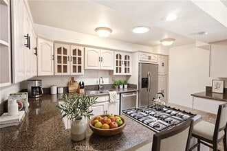 Building Photo - 524 E Ghent St