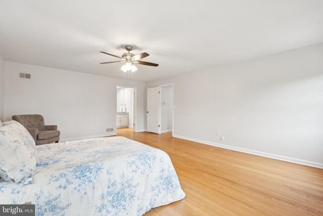 Building Photo - 13204 Lantern Hollow Dr