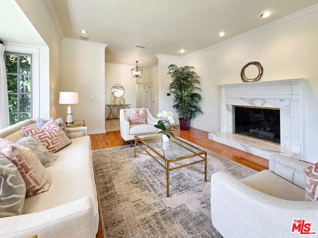 Building Photo - 3690 Crownridge Dr
