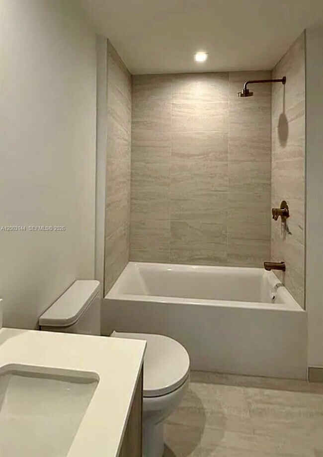 Building Photo - 77 SE 5th St