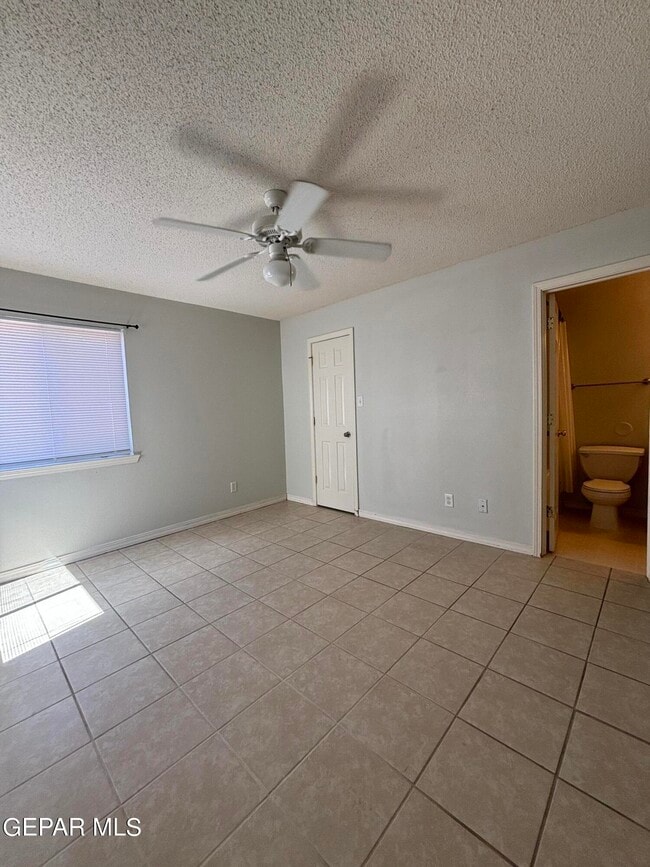 Building Photo - 4476 Loma Diamante Dr