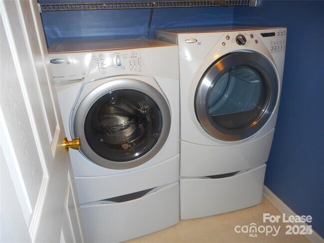 Building Photo - 11310 Ladonia Ct