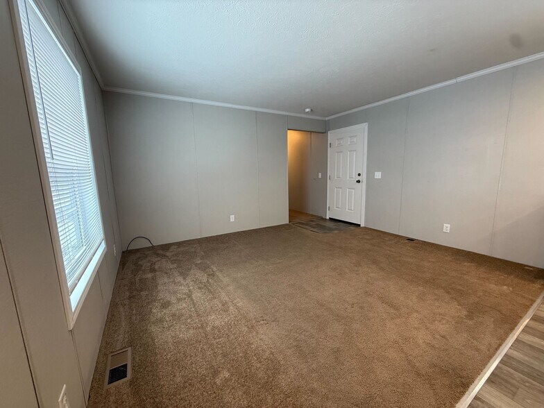 Building Photo - 12230 St Michel Ave