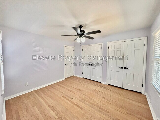 Building Photo - 2924 NW 71st St