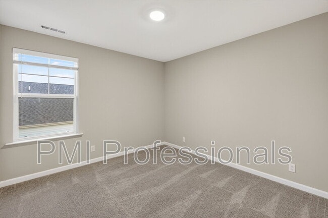 Building Photo - 353 Ruby Cate Wy