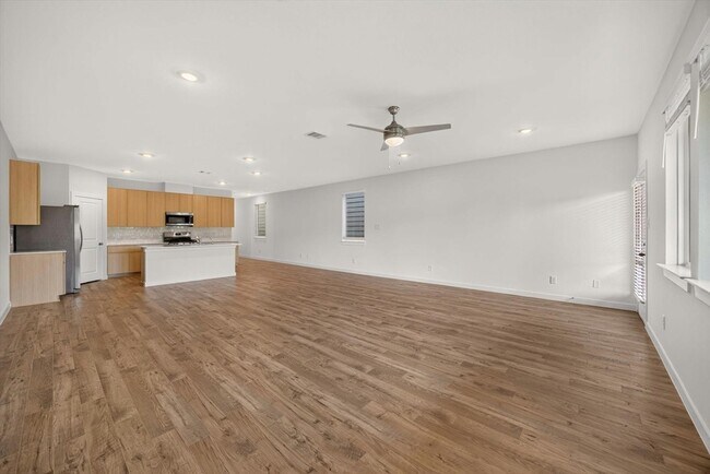 Building Photo - 28126 Meadowlark Sky Dr