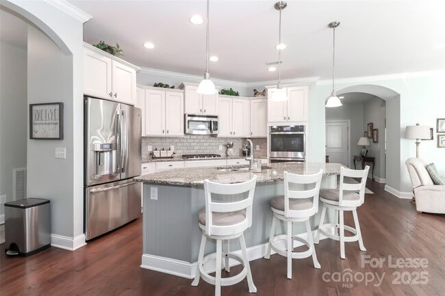 Building Photo - 115 Brawley Point Cir