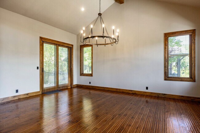 Building Photo - 4368 W Jeremy Woods Dr