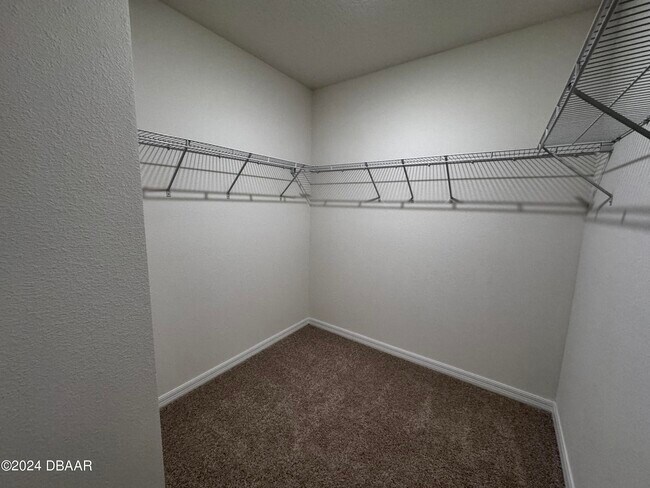 Building Photo - 2790 Fermoy Dr