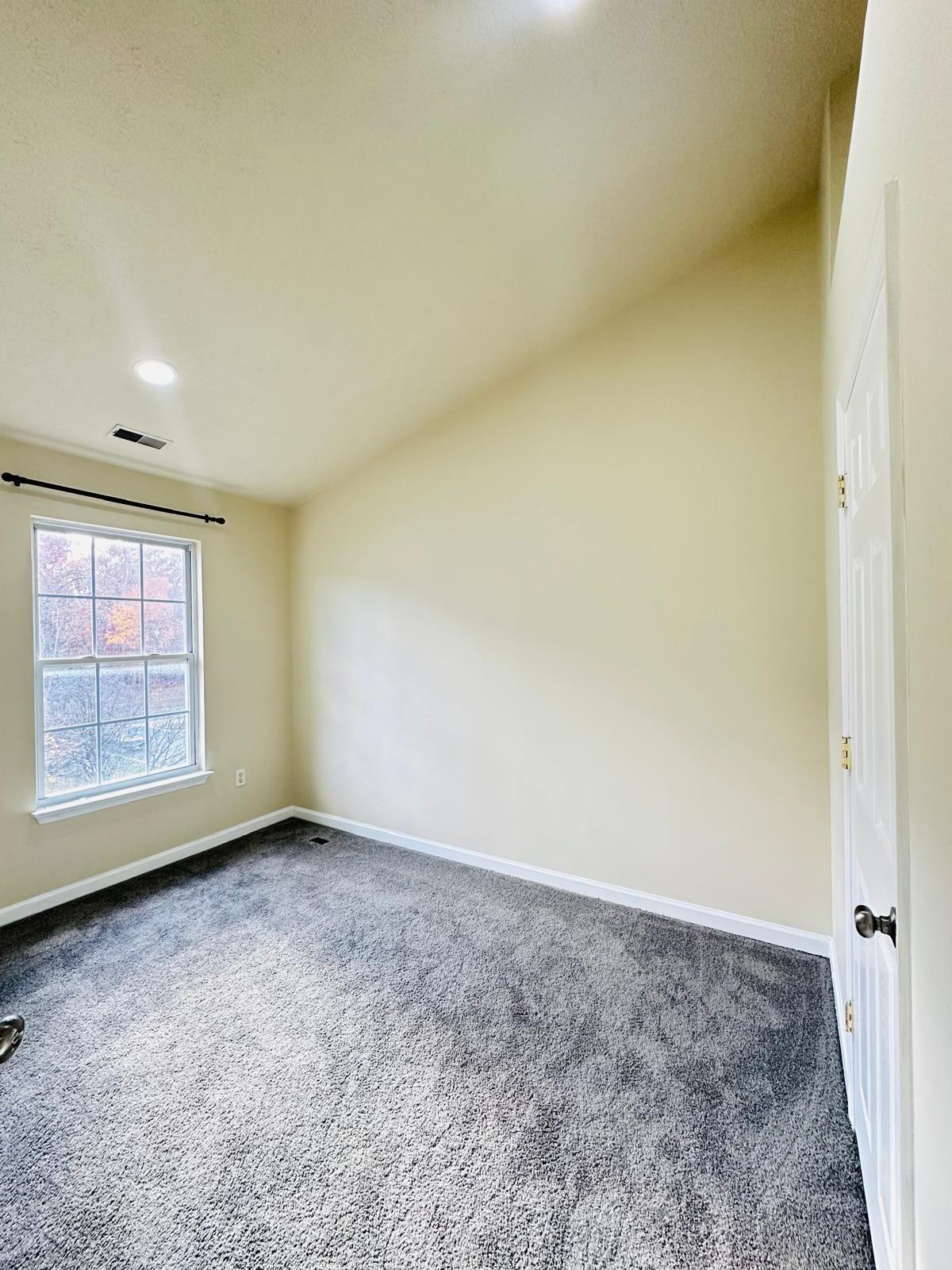 Building Photo - 5074 Kemsley Ct