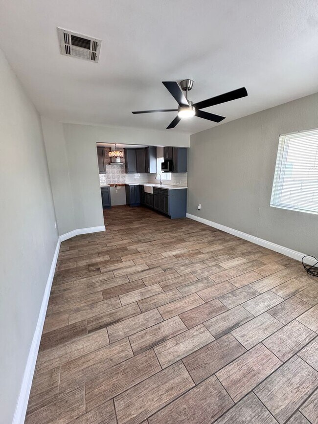 Building Photo - 14942 Cerritos Ave