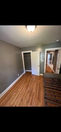 Building Photo - 54 N Bridge St