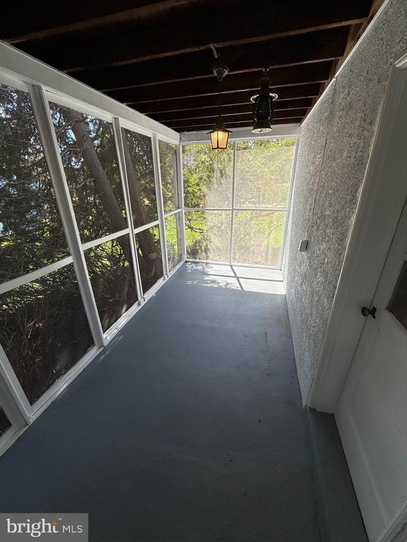 Building Photo - 1300 Kirks Ln