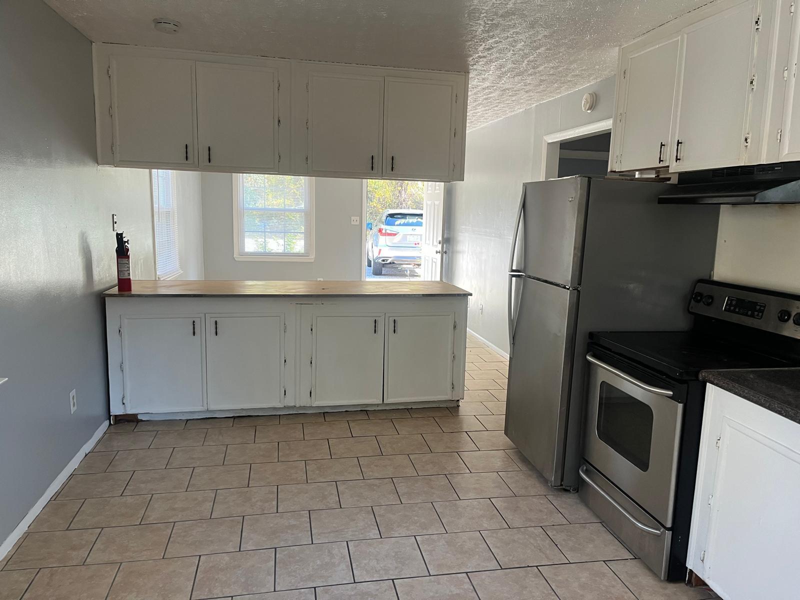 Building Photo - 212 Preston Ave