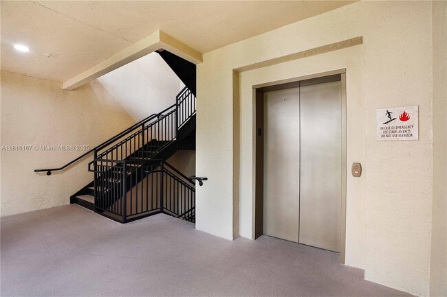 Building Photo - 2900 NW 125th Ave