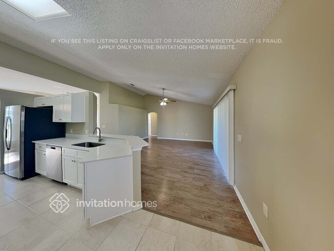 Building Photo - 4370 Camberly St