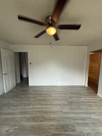 Building Photo - 4860 Chesterwood Ct