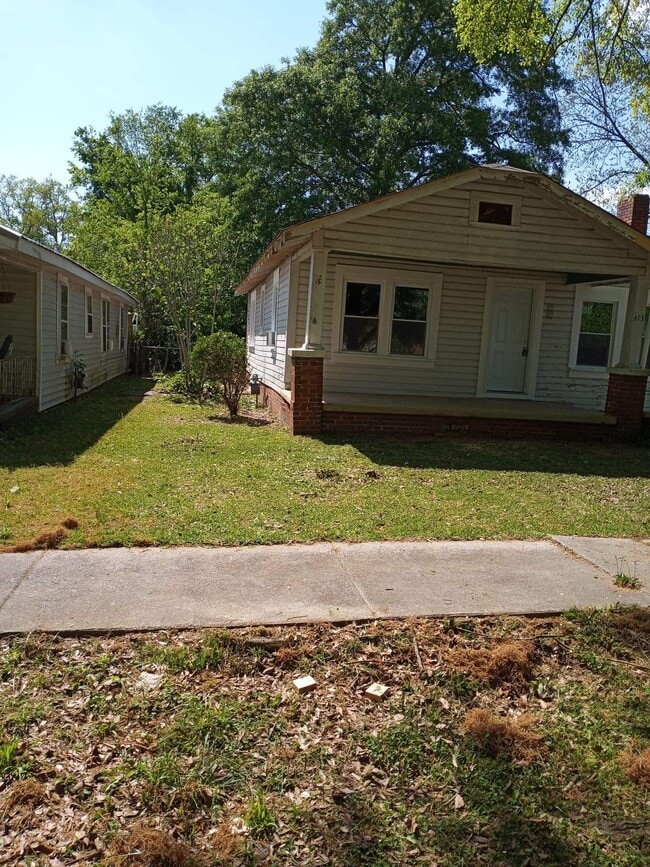 Primary Photo - 413 Grady St