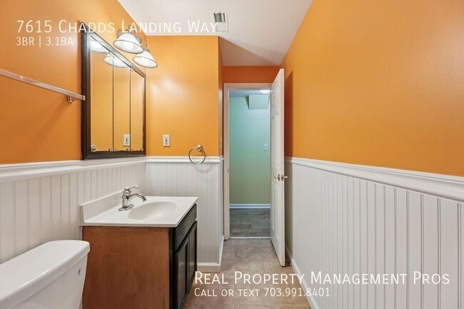 Building Photo - 7615 Chadds Landing Way