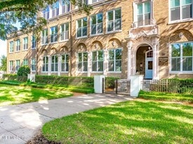 Building Photo - 2525 College St