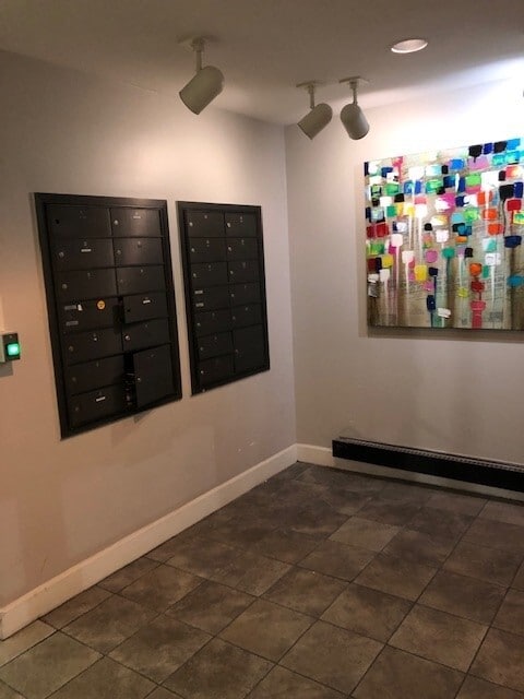 Building Photo - 838 Euclid Ave