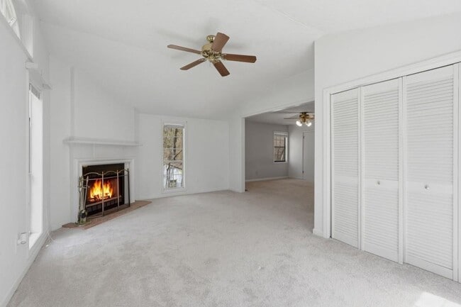 Building Photo - 6040 Austin Dr SW