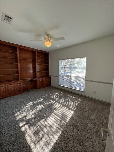 Building Photo - 1200 Oakley Dr